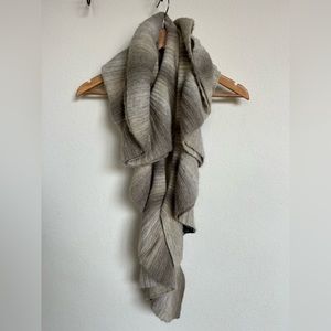 Ruffle Scarf